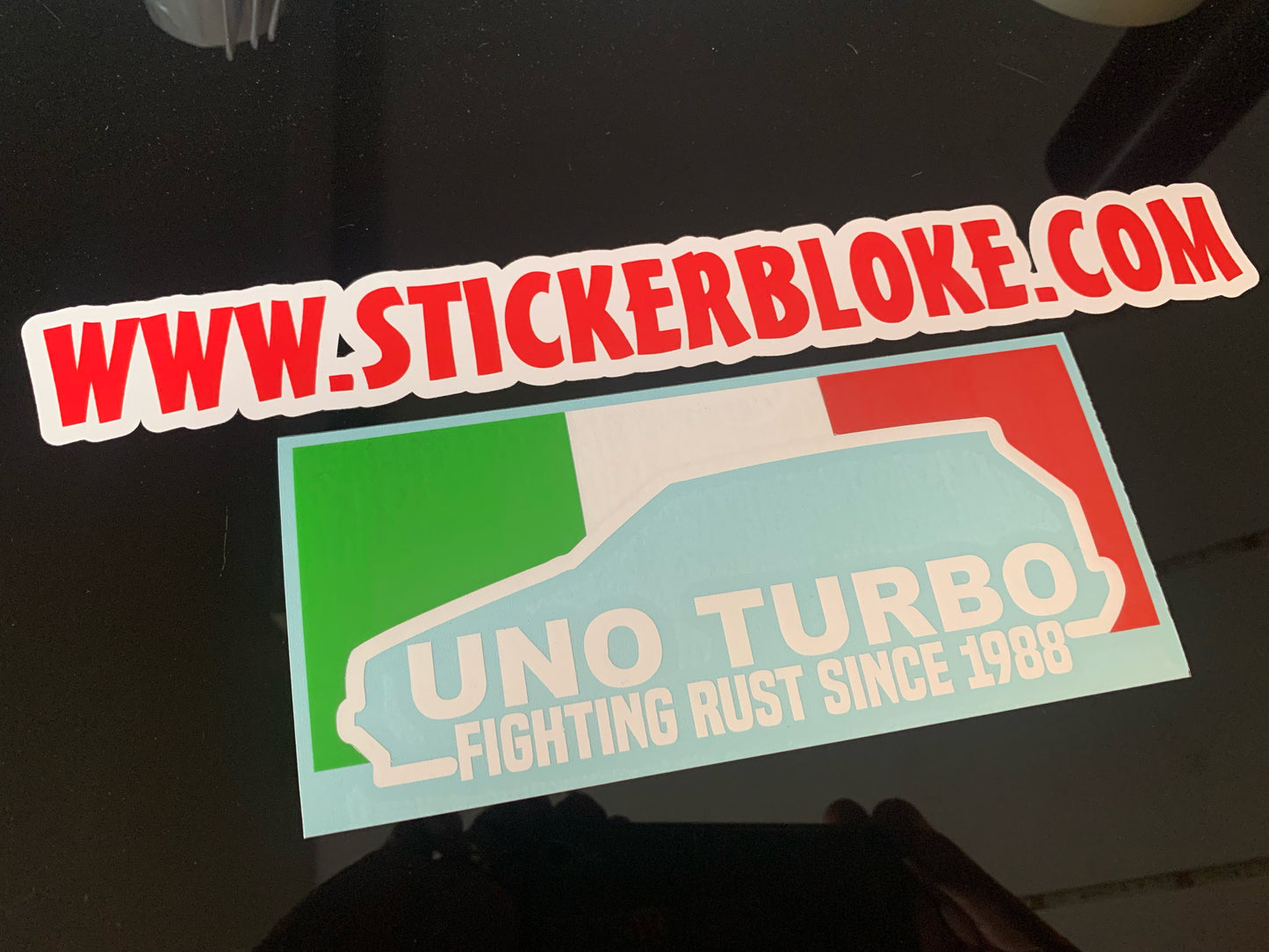 UNO OR UNO TURBO FIGHTING RUST STICKER